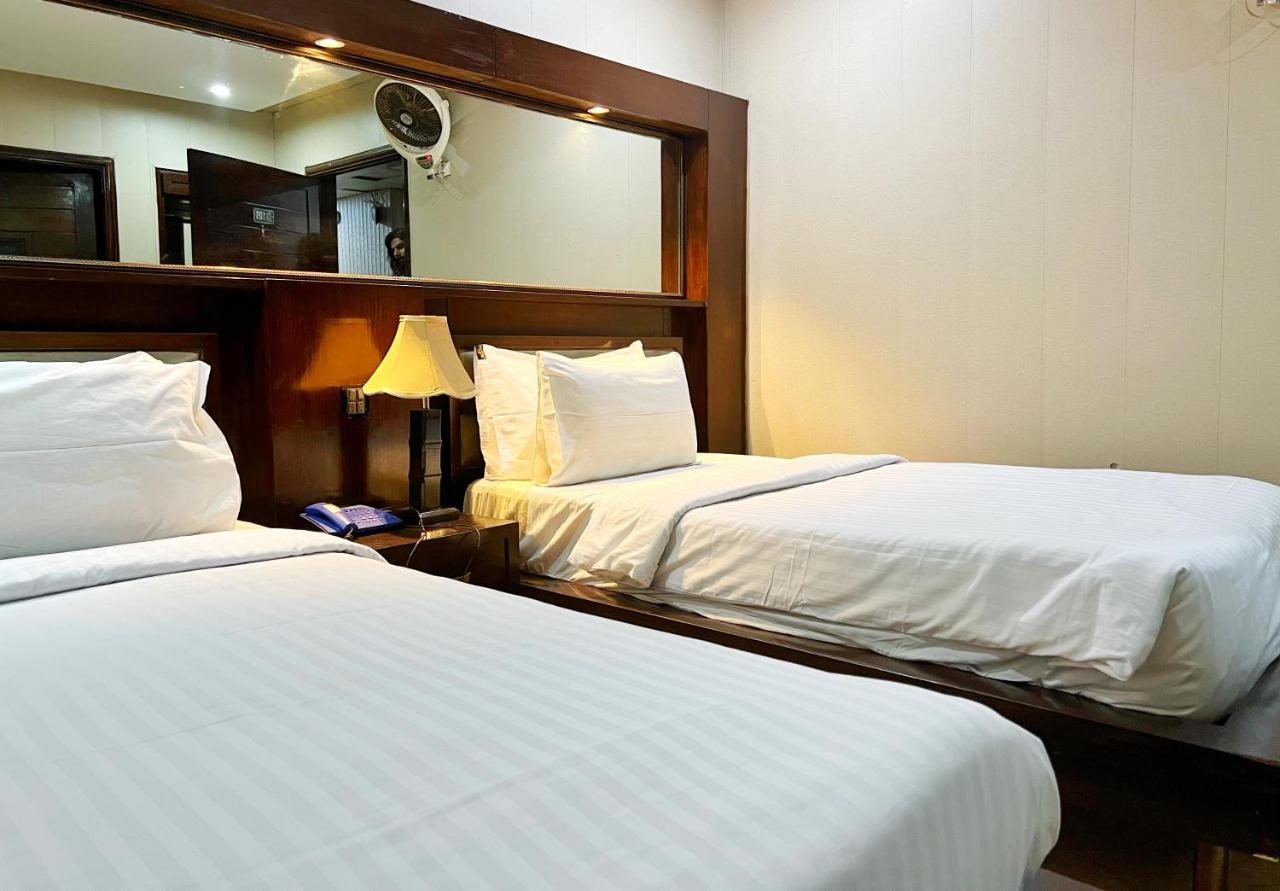 Bling Hotel International Multan Eksteriør bilde