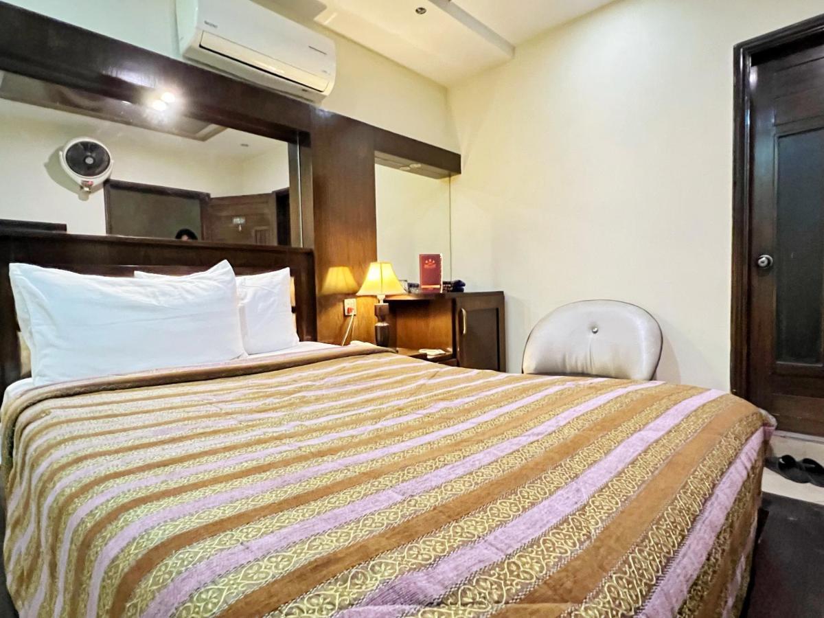 Bling Hotel International Multan Eksteriør bilde