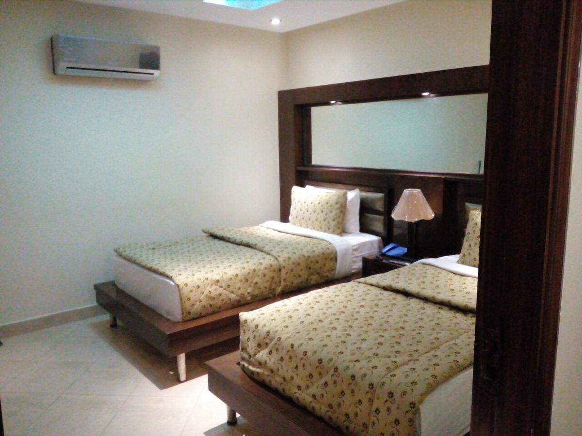 Bling Hotel International Multan Eksteriør bilde