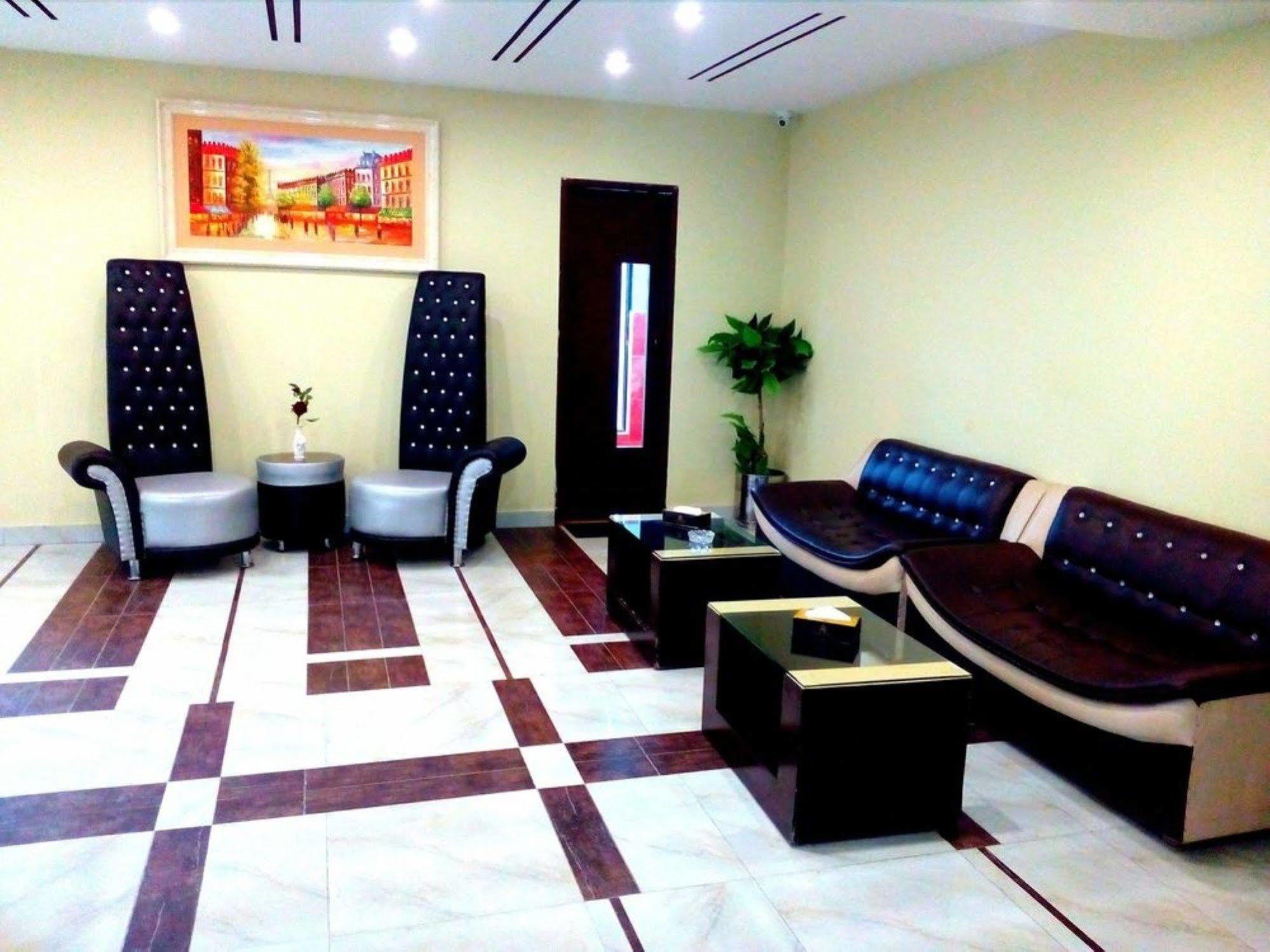 Bling Hotel International Multan Eksteriør bilde