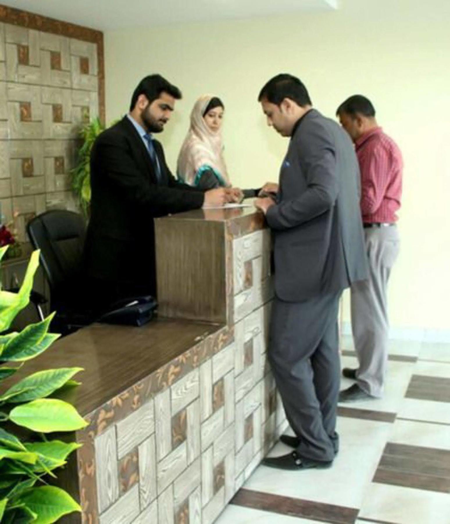 Bling Hotel International Multan Eksteriør bilde